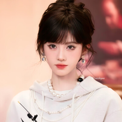 放根逗猫棒在这愿者上钩 