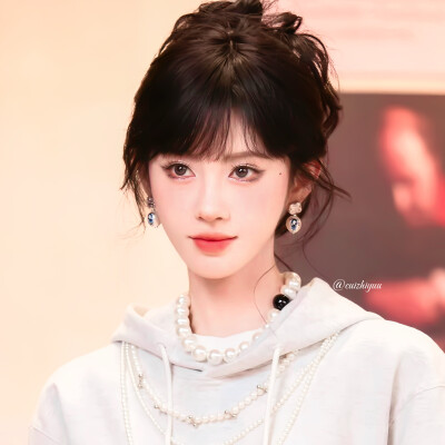 放根逗猫棒在这愿者上钩 