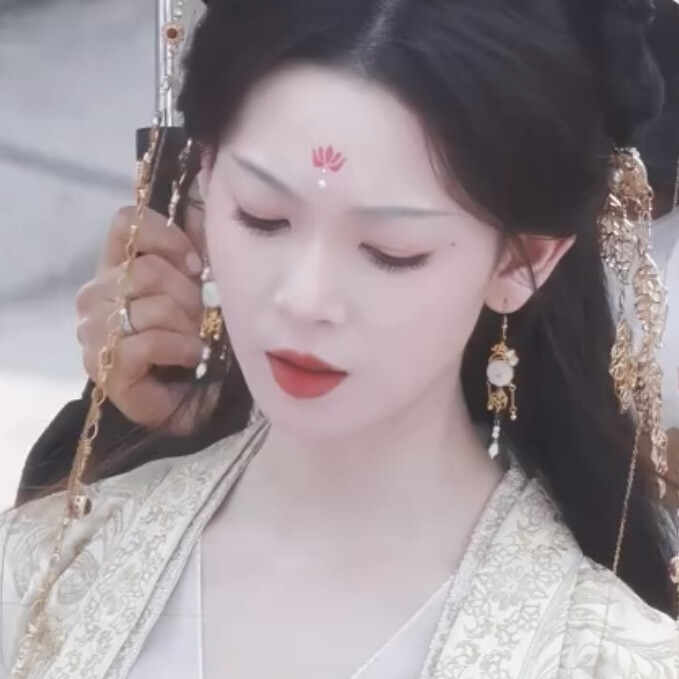 所有人打开b站看照镜辞