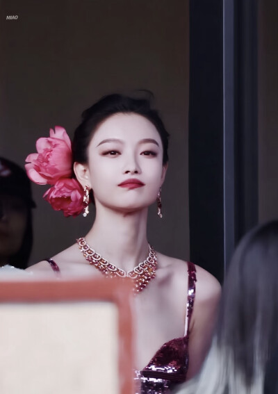 倪妮