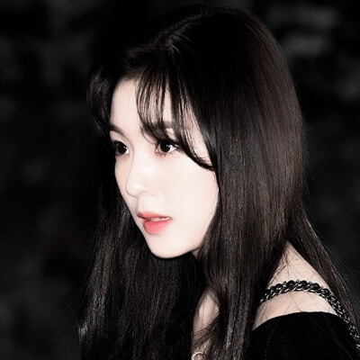 揉皱的浅灰色脉搏是淚雨的生长痛