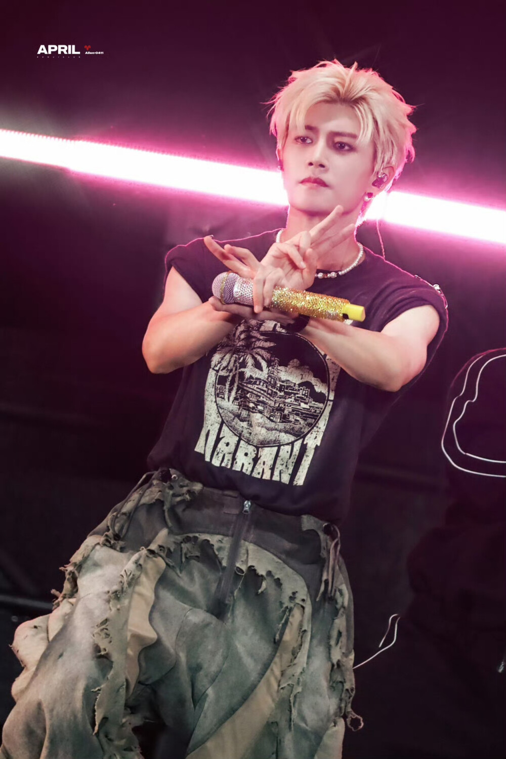 任嘉伦泰嗨巅峰音乐节