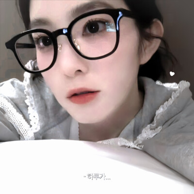 蜜儿在干嘛？