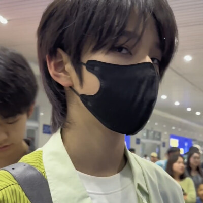 王橹杰