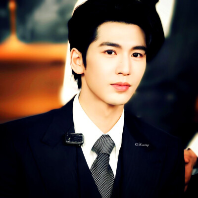 来年树倒身影孤烟花散