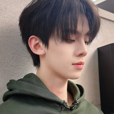 左航