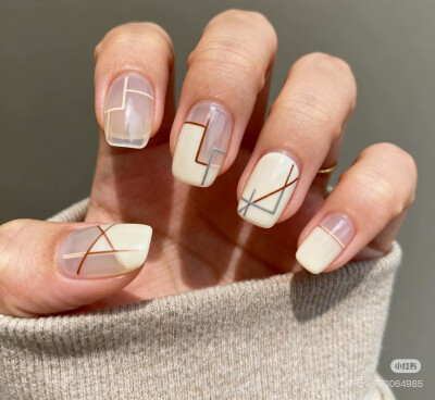 nails