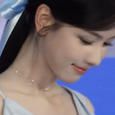 陈都灵