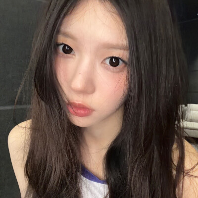 ᅟᅠ 