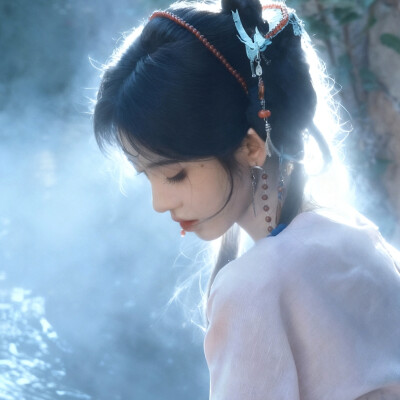 鞠婧祎
