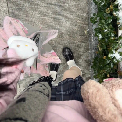 Pink背景图