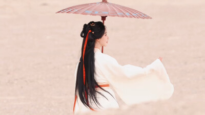 陈都灵