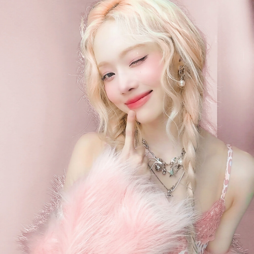 
“ 自由和快乐应该永远被置顶。 ”