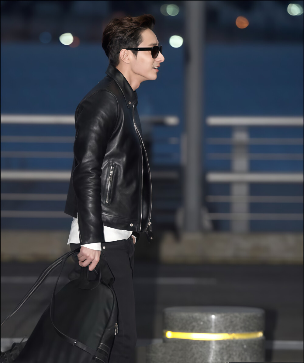 李洙赫 考古 高清修复