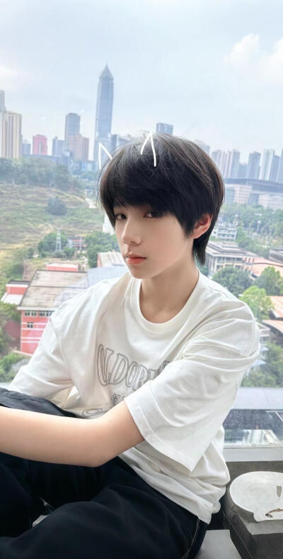 王橹杰