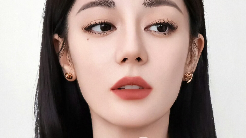 迪丽热巴素材