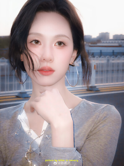  ☥•你是短暂的花朵，也是长久的琥珀☼