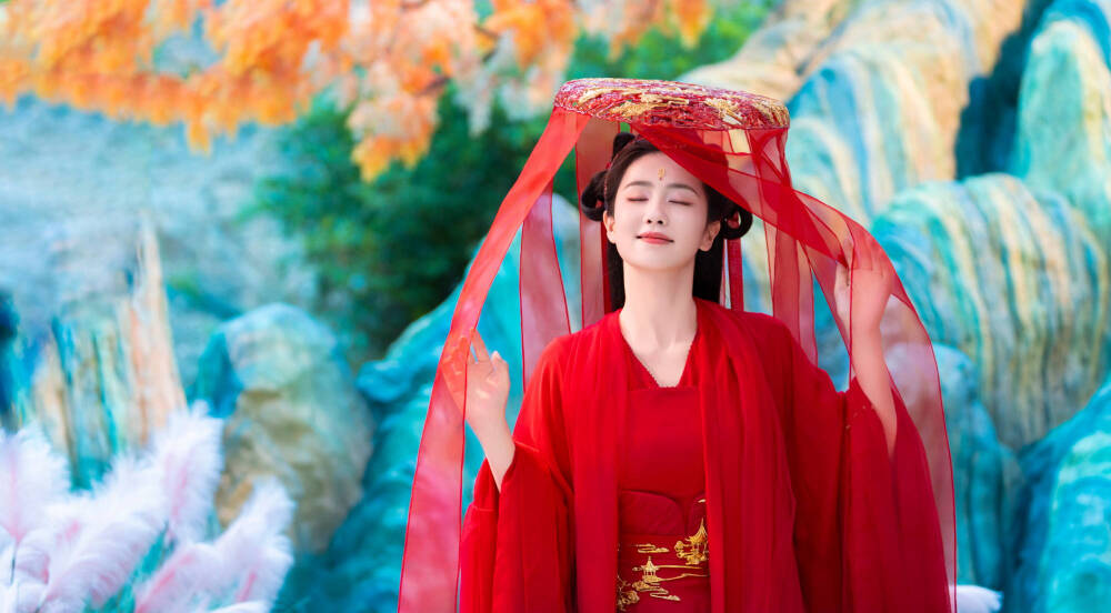 临江仙 白鹿 饰 李青月/花如月