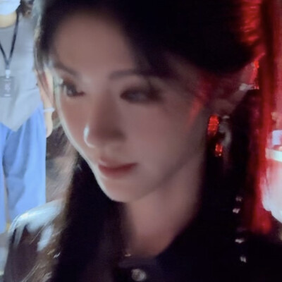 鞠婧祎