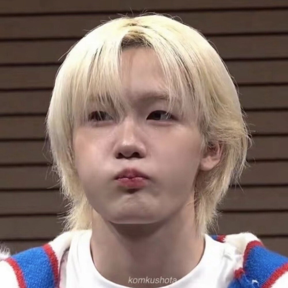 虽然她送了我玫瑰花