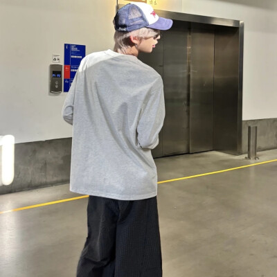 男