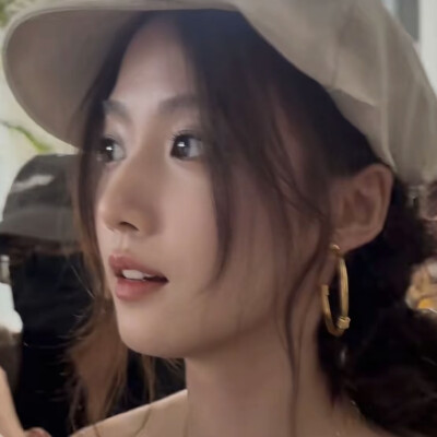 卢昱晓