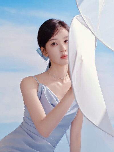 陈都灵