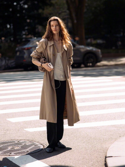 BY爱喝可乐的古娜小姐