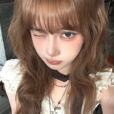 女头