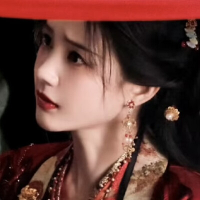 李一桐