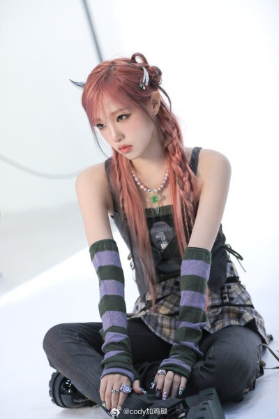 yena
