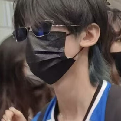 左航