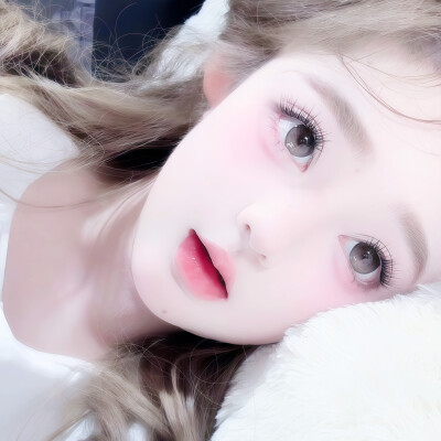妼