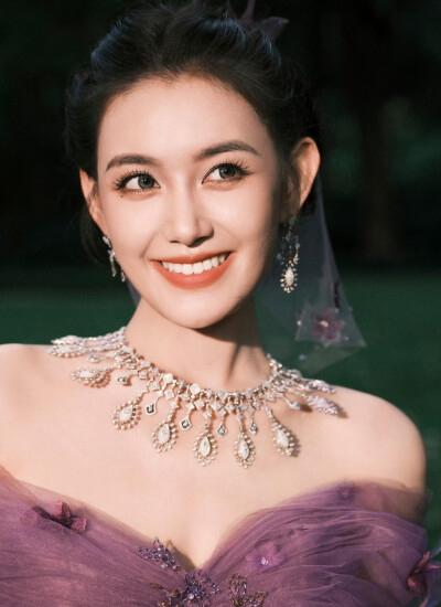 蒋依依