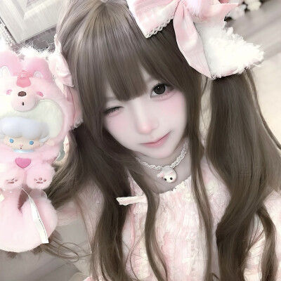妼