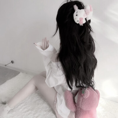 妼