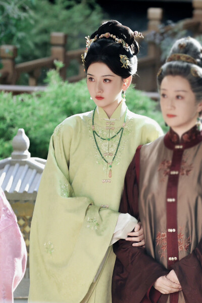 表妹万福 甄嘉芙