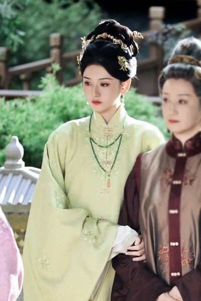 表妹万福 甄嘉芙