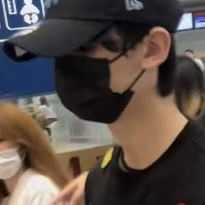 左航