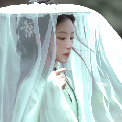 天青色等烟雨｀