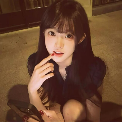 你送的玩偶我一直留着 就像你陪在我身边一样
“ 侵权删 ”