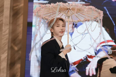 黄仁俊