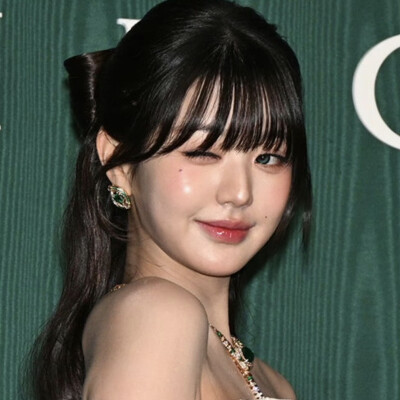 张元英 MEOVV 新闻图可二改