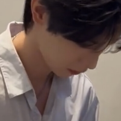 崔立于
