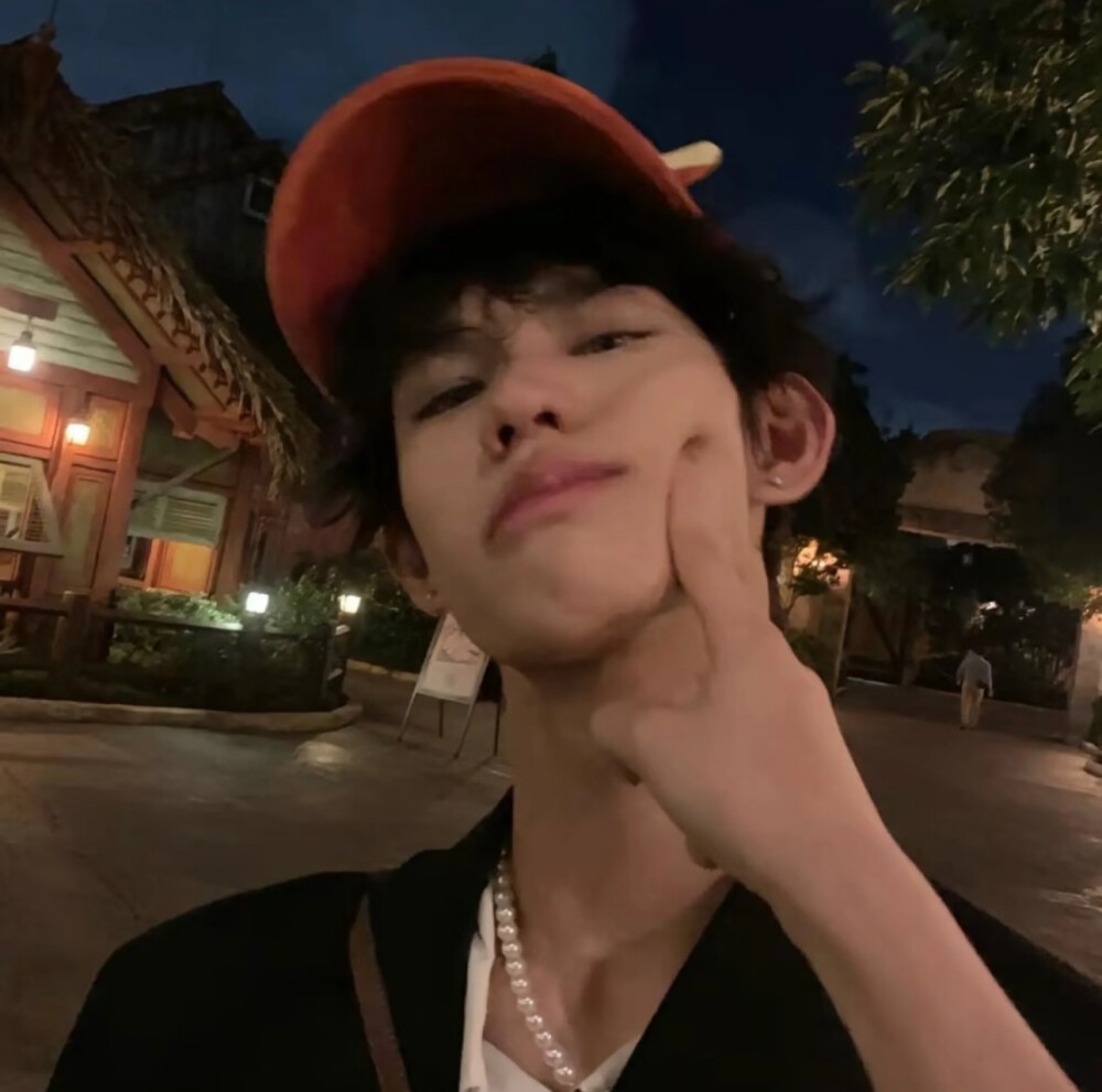 过半的哑剧 是我的秘密
“ 侵权删 ”