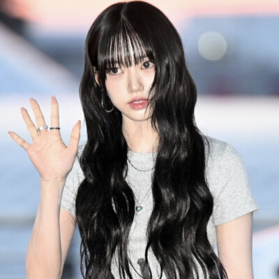 张元英 MEOVV 新闻图可二改