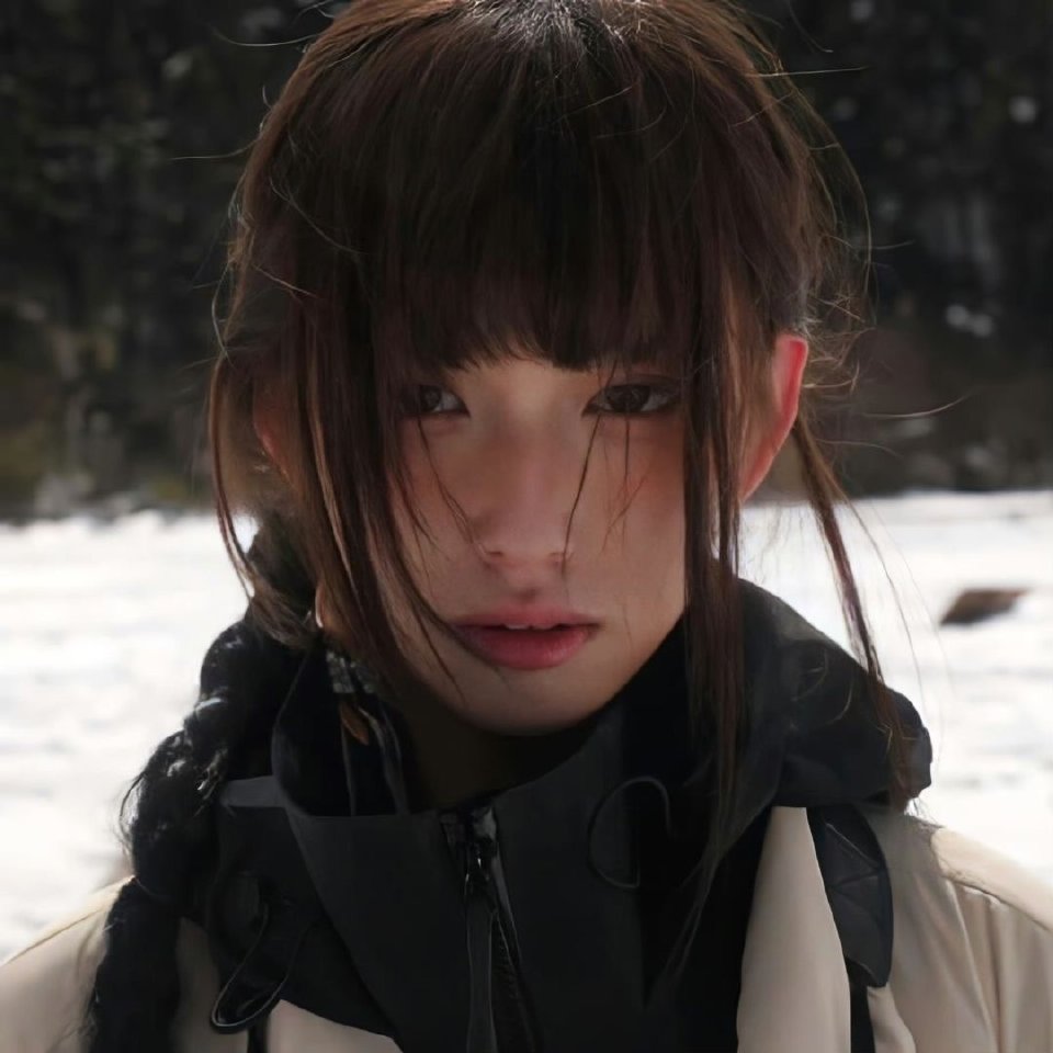 ❤️Notepink❤️＃生命力女生头像 ​​​＃Wechat氛围感女头＃夏日头像＃自由感＃自然系＃蝴蝶女孩头像＃艺术感头像＃胶片感头像＃复古＃棕色系