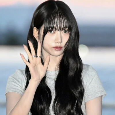 张元英 MEOVV 新闻图可二改