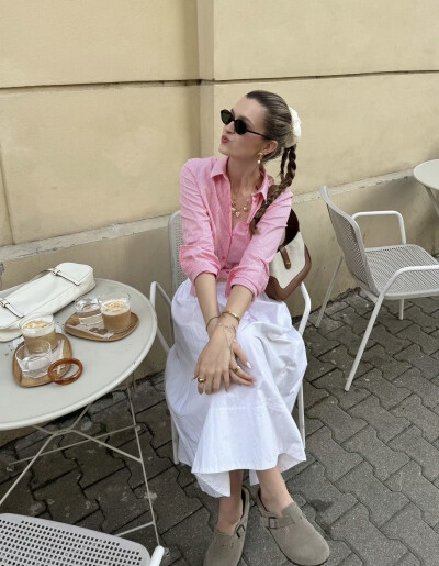 BY爱喝可乐的古娜小姐 