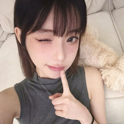 心情日记
@tracer赵希珍|Heejin
i/g:tracergram_